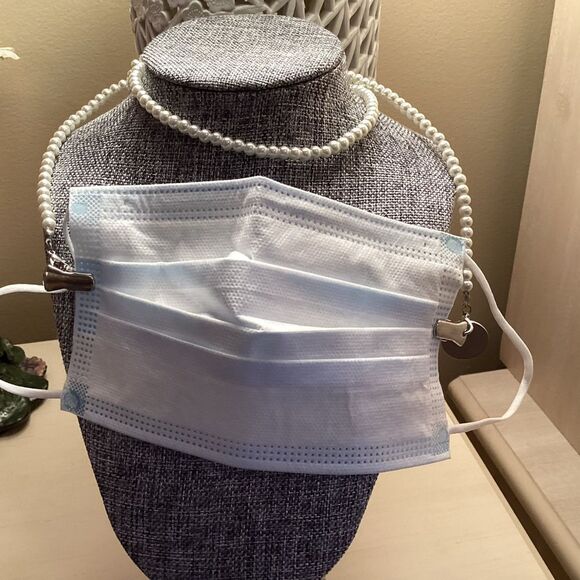 Headbands of Hope Brand White Faux Pearl Necklace Mask Clips - Picture 3 of 6